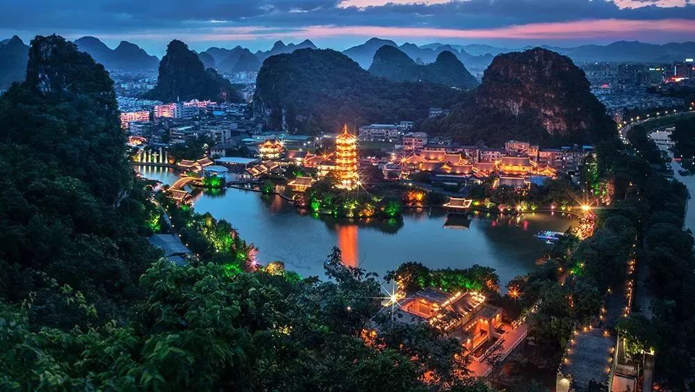 广西自然美景探索之旅